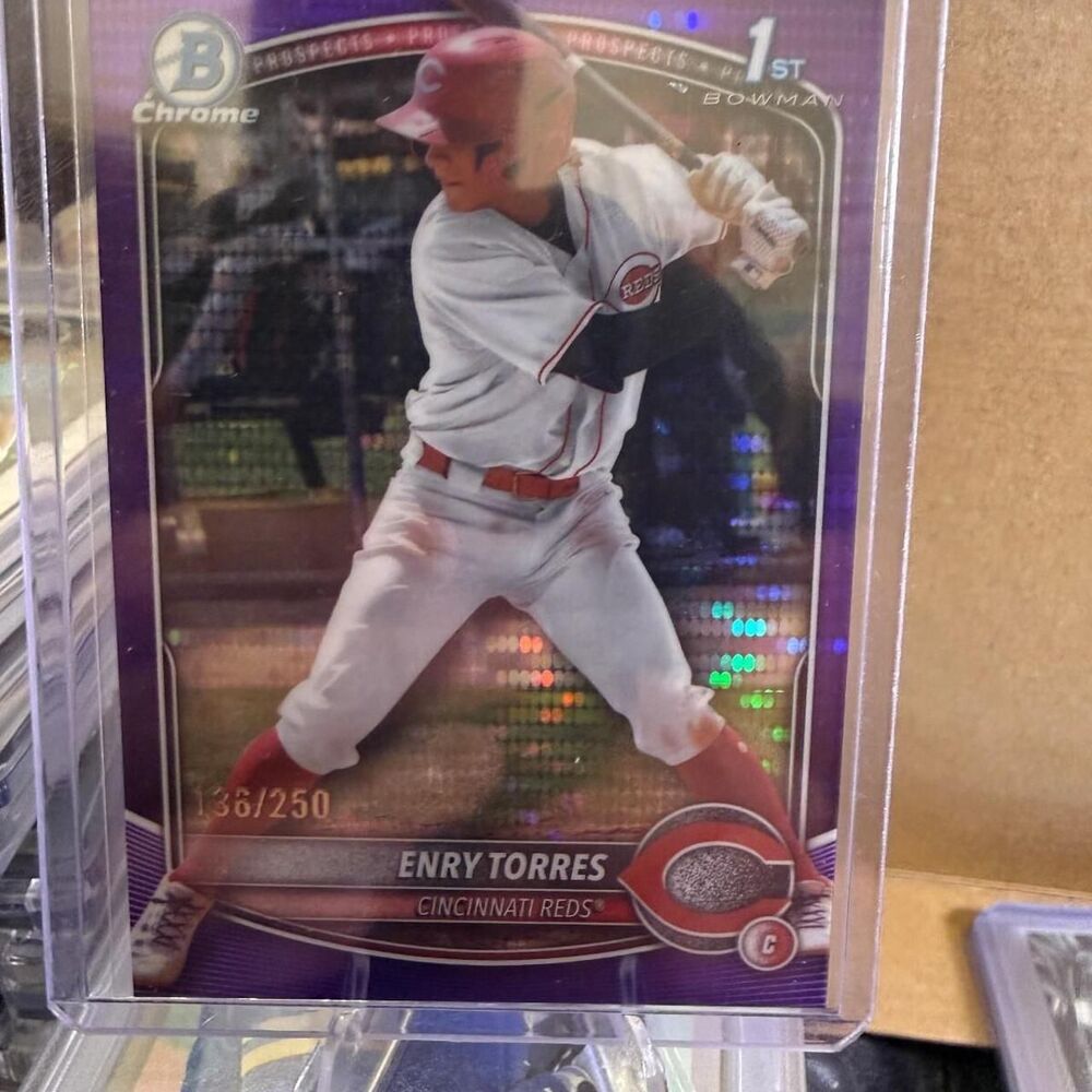 Unbranded Purple and Red Trading-cards